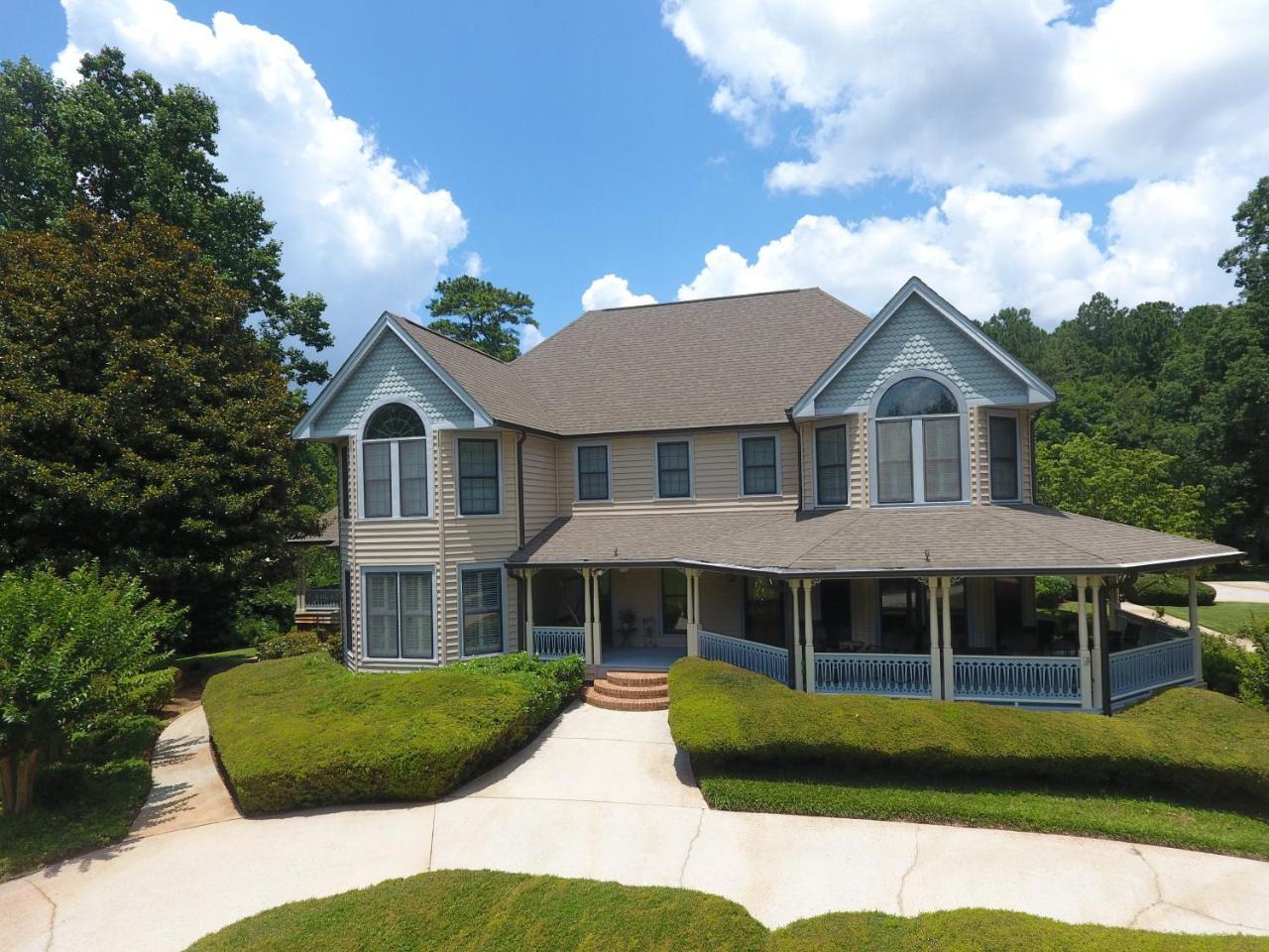 Pleasanton Courtyard Bed And Breakfast Fayetteville Luaran gambar