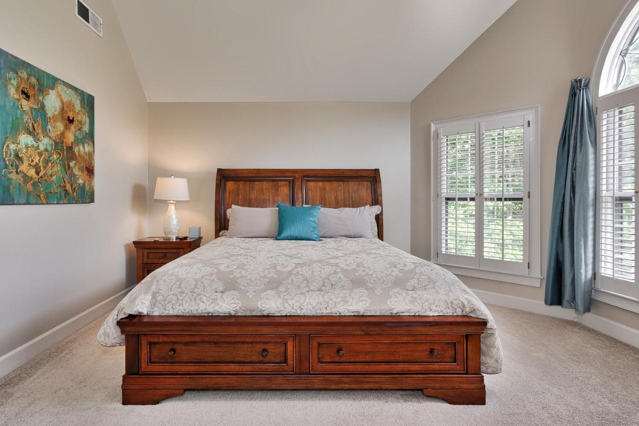 Pleasanton Courtyard Bed And Breakfast Fayetteville Luaran gambar